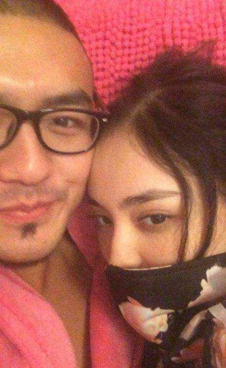 爆料古力娜扎抽烟视频,明星私生活引发热议 第1张 爆料古力娜扎抽烟视频,明星私生活引发热议 第1张